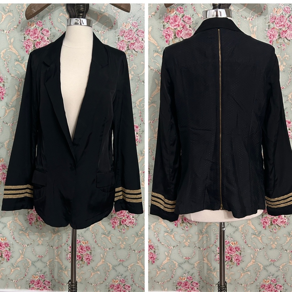 Like New vintage🌷Free People🌷 BACK ZIPPER! black military band jacket Size Med